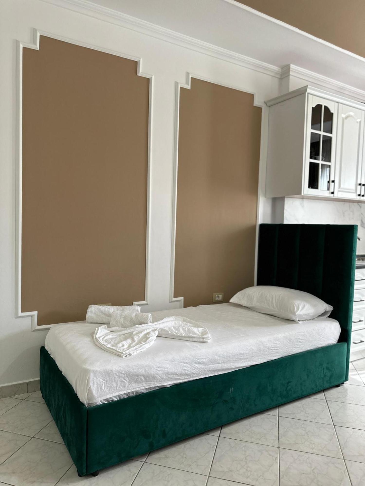 Comfortable 2 Apartamento Golem (Tirana)