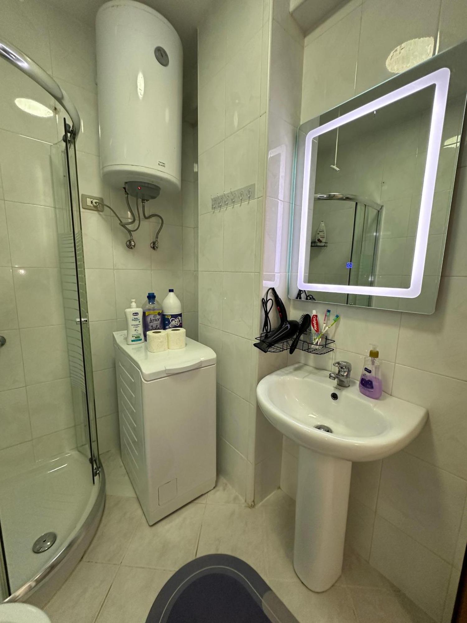 Comfortable 2 Apartamento Golem (Tirana)
